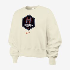 Made with our soft Phoenix Fleece, this Houston Dash sweatshirt helps keep you warm and comfortable all match long. Our midweight brushed fleece feels extra soft on the inside and smooth on the outside, helping you stay cozy while keeping its structured shape. Houston Clubs, Soccer Club, Womens Soccer, Stay Cozy, Women's Nike, Nike Women, Phoenix, Houston, Crew Neck Sweatshirt