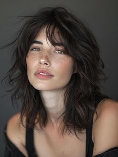 Timeless Shag Haircuts for Every Hair Type and Style Fall Shag Haircuts, Extreme Shag Haircut, Lob Shag Haircut, Messy Shag Hairstyles Medium, Shag Cut Wavy Hair, Shag Haircut Women, Short Hair Shag, Shag Short Hair, 70s Shag Haircut Short