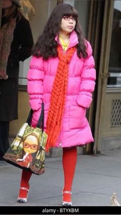 America Ferrera as Ugly Betty wearing a Tommy February6 Blythe tote bag Tommy February6 Icon, Ugly Betty Aesthetic, Ugly Betty Outfits, Pieces Of April, Ugly Outfit, Besty Johnson, Acdc Rag, Ugly Outfits