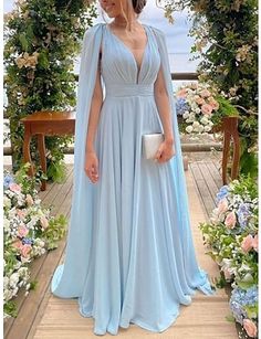 I like this. Do you think I should buy it? Cape Fashion, Dress Wedding Guest, Plunging Neck, Mother Of The Bride Dress, Elegant Party, Party Gowns, Evening Dresses Long, Dress Wedding, Mother Of The Bride Dresses