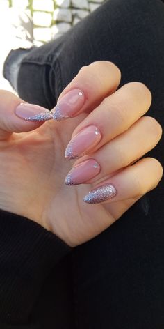 Nails Silver And Pink, Party Nails Designs Classy, Unghie Sfumate, Kutek Disney, Nails Yellow, Soft Nails, Uñas Acrilicas, Prom Nails, Classy Nails