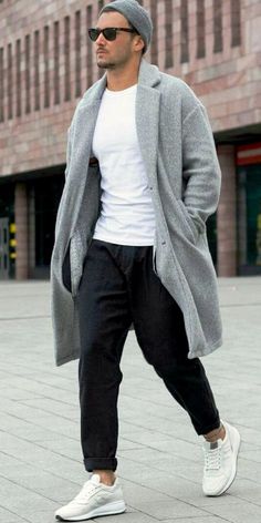 Mens Fall Outfits, Mens Style Guide, Mode Casual, Mens Fashion Casual Outfits, Grey Coat, Stylish Mens Outfits, Men Fashion Casual Outfits