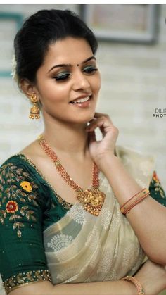 Green Blouse Designs, Silk Saree Blouse Designs Patterns, Latest Model Blouse Designs, Wedding Saree Blouse Designs, Blouse Design Images, Wedding Blouse Designs, Silk Saree Blouse Designs