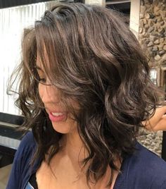 60 Messy Bob Hairstyles for Your Trendy Casual Looks Long Bob Wavy Hair Natural, Shoulder Length Hair Wavy Natural, Long Messy Bob, Curly Lob, Wavy Bob, Wavy Haircuts