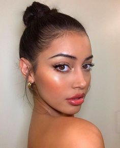 Maquillaje Glowy, Makeup Tip, Beauty Make-up, Glow Skin, Glowy Makeup, Makeup Goals, Everyday Makeup