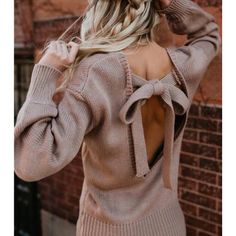 This Sweater Is Black, Not Tan As In Picture. Brand New. Knitwear Jumper, Open Back Sweater, Knot Sweater, Robes Glamour, Plain Sweaters, Boho Style Tops, Lantern Sleeve Sweater, Outfits Mit Shorts, Straight Clothes