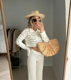 Save this pin for the hottest seaside chic fashion trends! Get ready to make waves with these must-have beach outfit ideas. #FashionBlog #BeachStyle #SummerFashion Beach Outfit Ideas, Hot Beach, Make Waves, Making Waves, Chic Fashion, Beach Days, By The Sea, Beach Style, Beach Day