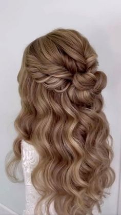 Riyadh, Dubai Uae, Microblading, Qatar, Hair Ideas, Dubai, Hairstyles, Hair Styles, Hair