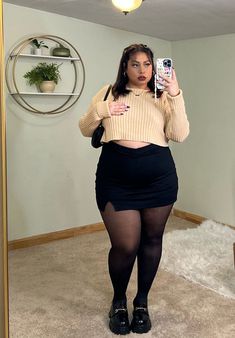 #fashion #aesthetic #instagood Plus Size Outfits College, Blonde Plus Size Women, Fall Curvy Outfits, Fall Outfits Curvy Women, Cute Plus Size Fall Outfits, Fall Outfits Women Plus Size, Fall Outfits Plus Size Women, Fall Plus Size Outfits, Fall Outfits Plus Size