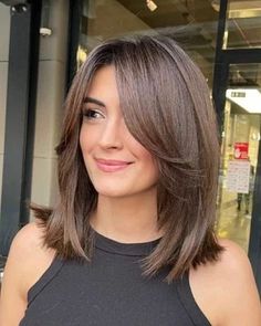 Medium Length, Medium Length Hair Styles, Pretty Hairstyles, Medium Hair Styles, Hair And Nails, Beauty Hacks, Hair Cuts, Makeup, Hair Styles