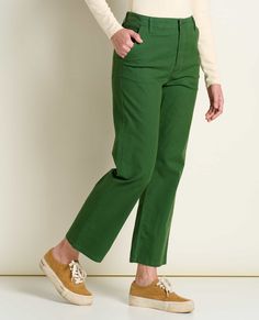 These super flattering pants pair durable comfort with a high-rise waist and on-trend straight leg. With a sneaky stretchy waistband and give where it counts, rock 'em with your favorite cropped tee or sweater and feel good all day.DetailsFit: Straight fit, FlexForm waistband for comfort, high rise, and cropped length, 28.5" inseamFeel: Soft, organic cotton canvas with TENCEL™ Lyocell and a bit of stretch for added comfortFeatures: Shank button closure with zip fly, chino pocket stlying, patched Fall Wide Leg Straight Fit Bottoms, Casual Bottoms With Straight Hem For Fall, Fall Work Pants Relaxed Fit Straight Leg, Relaxed Fit Straight Leg Work Pants For Fall, Trendy Straight Hem Pants For Fall, Trendy Pants With Belt Loops And Straight Hem, Green Relaxed Fit Bottoms For Fall, Relaxed Fit Green Bottoms For Fall, Straight Fit Bottoms For Fall