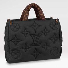 Louis Vuitton LV Unisex OnTheGo MM Tote Black Recycled Nylon Econyl Onthego Mm, Louis Vuitton Onthego, Louis Vuitton Totes, Office Bag, Louis Vuitton Official, Office Fashion, Louis Vuitton Handbags, Luxury Handbags, Handbag Accessories