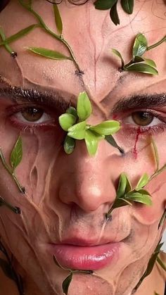 Dirt On Face Makeup, Flower Sfx Makeup, Moss Makeup, Mushroom Makeup, Gore Makeup, Prosthetic Makeup, Avant Garde Makeup, Horror Makeup, Halloween Makeup Inspiration