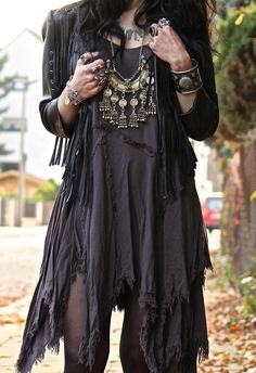 Boho Witch, Dark Boho, Apocalyptic Fashion, Witch Outfit, Fringe Jacket, Looks Black