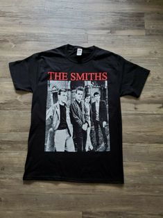 The Smiths Merch, The Smiths T Shirt, Lukes Diner, The Smiths, T Shirt Photo, Vintage Band, Stylish Shirts, Will Smith, Vintage Tshirts