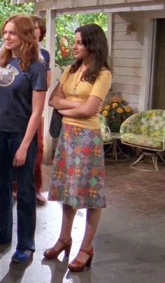 Jackie 70s Show Outfits, That 70s Show Aesthetic Outfits Jackie, That's 70s Show Outfits, The 70s Show Outfits, Modest 70s Outfits, Donna Pinciotti Outfits, Jackie From That 70s Show Outfits, Donna That 70s Show Outfits, Thats 70 Show Outfit