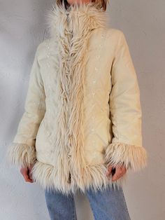 - Guess white puffer jacket with faux fur trim - Embroidery up the front - Double ended zipper  - Made in Indonesia - Tagged S Chest: 19.5" Length: 28" Sleeve: 22" Trim Embroidery, White Puffer Jacket, White Puffer, Womens Jackets, Fur Trim, Puffer Jacket, Faux Fur, Puffer, Bathing Beauties