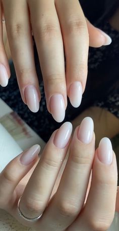 Ongles Beiges, Money Nails, Minimalist Nail, Milky Nails, Modern Nails, Trendy Nail Design, Fall Winter 2024, Neutral Nails, Nature Tattoos