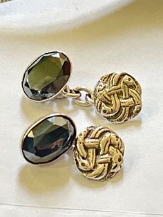 Wow these are beautiful cufflinks one side is Onyx and the other a array of snakes well made quality cufflinks sterling silver-925 Tie Tack, Tie Accessories, Suit And Tie, Cuff Links, Snakes, Silver 925, Onyx, Cufflinks, Accessory Gift