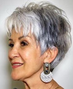 Voluminous Short Cut with Bangs for Women over 60 Mom Haircut, Unnatural Hair Color, Shaggy Pixie Cuts, Short Spiky Haircuts, Short Cut Wigs, Shaggy Pixie, Choppy Pixie Cut, Hair 2022