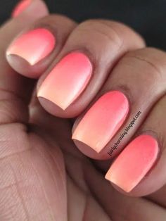 Summer Vacation Nails 2023, Ombré Dipped Nails, Pretty Ombre Nails Short, Ombré Nails Short, Bright Ombre Nails, Ombre Nail Colors Ideas, Ombré Dip Nails, Coral Gel Nails