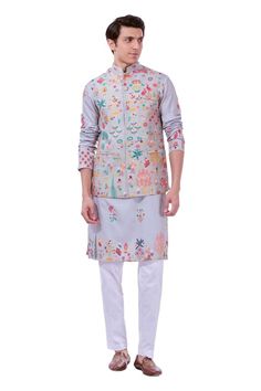 Grey, multicolor bundi with kalamkari thread embroidery in floral pattern. Paired with embroidered kurta and pant. - Aza Fashions Kalamkari Pattern, Kurta Set Men, Kurta Set For Men, Nehru Jacket, Nehru Jackets, Kurta With Pants, Thread Embroidery, Silk Embroidery, Jacket Pattern