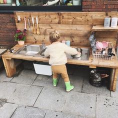 Wooden Scaffolding, Scaffolding Wood, Play Kitchens, Outdoor Play Areas, Decor Eclectic, Kids Outdoor Play, Outdoor Play Area, Playground Design, Mud Kitchen