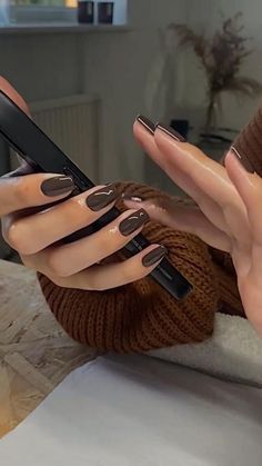 Brown Nail Polish, Brown Nail, September Nails, Short Square Nails, Classy Acrylic Nails, Makijaż Smokey Eye, Nails Fall, Neutral Nails