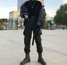 Dark Streetwear Men, Edgy Mens Outfits, Edgy Classy Outfits, Edgy Outfits Men, Dark Streetwear, Outfits Edgy, Mens Fashion Classy, Streetwear Men Outfits, Men Fashion Casual Outfits