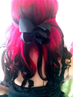 Highlights Pink, Pink And Black Hair, Scene Girl, Scene Hair, Colored Hair, Rainbow Hair, Hair Envy, Crazy Hair, Piercing Tattoo