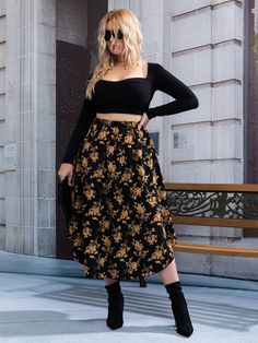 Long Skirt Outfits, Look Plus Size, Floral Print Skirt, Plus Size Kleidung, Plus Size Skirts, Mode Inspo, Curvy Girl Outfits, Alternative Outfits