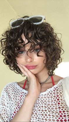 Curly Shag Pixie Haircut, Short Curly Hair Diamond Face, Short Curly Haircuts With Bangs Fringes, Curly Hair Very Short, Curly Cut Short Hair, Short Curly Alt Hairstyles, Short Curly Hair Back View, Short Curly Haircut Women, Curly Ear Length Hair