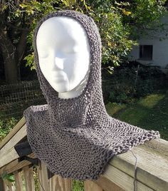 Pattern includes where to get seine cord, dying instructions, knitting instructions and how to apply foil for silver effect. Several excellent photographs are included. Cowl Patterns, Princess Crafts, Yarn Creations, Medieval Party, Crochet Hood, Loom Craft, Knight Costume