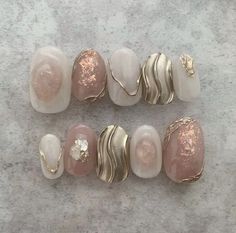 Nuance Nail Art, Nails Con Relieve, Nuance Nail, Nail Art Chrome, Minimal Nails Art, Fake Nails Designs, Art Deco Nails, Subtle Nails, Beauty Nails Design