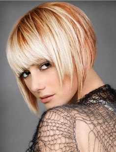 Blond Bob, Edgy Bob, Elsa Pataky, Inverted Bob, Short Bob Haircuts, Short Hair Color, Short Hair With Bangs, Medium Hair Cuts