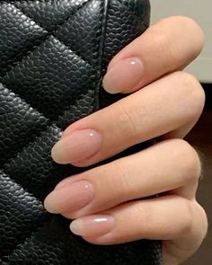 Medium Nails Natural, Natural False Nails, Press On Nails Natural, Nude Plain Nails, Model Nails Natural, Transparent French Nails, Clear Natural Acrylic Nails, Sheer Gel Nails, Nails Inspo Natural