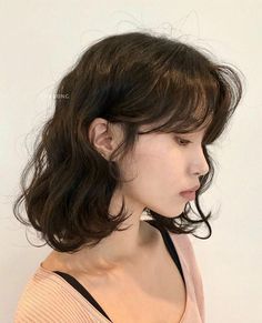 Short Wavy Haircuts, Korean Short Hair, Wavy Haircuts, Asian Short Hair, Haircuts For Wavy Hair, Shot Hair Styles, Short Wavy Hair, Haircuts For Medium Hair, Haircuts Straight Hair