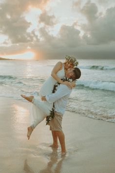 Intimate Elopement in Maui | Destination Wedding Hawaii | Valory Evalyn Candid Photography | Simple Beach Wedding Ideas | Boho Beach Wedding Dress | Creative Wedding Photo | Candid Wedding Photos | Carefree Elopement | These timeless wedding photos make for the best small intimate wedding ideas! This fun couples shoot was perfect for an adventurous couple during their casual beach wedding! Check out more info on this shoot on my linked blog!