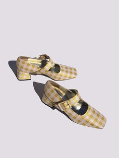 description closed gingham Maryjane, with fabric covered buckle. Square toe and covered angular block heel. gold leather lining with Italian leather soles. 2" wrapped block heel. colors available yellow/white green/white details Made in Italy 100% polyester upper 100% leather lining and sole Runs true to size. If betwe Suzanne Rae, Gingham Shoes, Green Flats, Interview Outfit, Closet Fashion, Pretty Shoes, Dream Shoes, Casual Dinner Outfit, Gold Leather