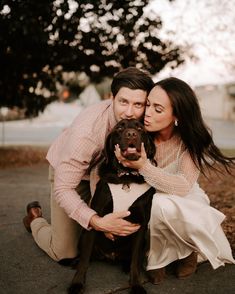 Tis the season of engagements and engagement sessions! Loved meeting these two and cannot wait for their big day!! @ashleyepowers •
•
•
#engagementsession #downtowngreensboro #downtownengagementsession