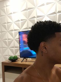 Studs Haircut, Stud Haircut, Stud Haircuts, Curly Hair Taper, Afro Fade Haircut, Curly Taper Fade, Barber Cut