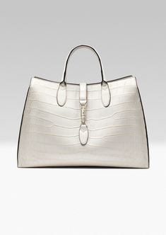 Perfection Gucci Purses, Cute Handbags, Elegante Casual, Handbag Heaven, Beautiful Handbags, Handbag Shoes, Beautiful Bags