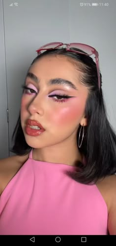 Baddie Pink Makeup, Karol G Makeup, Makeup Rosa, Graphic Makeup, Pinterest Makeup, Beautiful Eye Makeup, Dope Makeup, Creative Eye Makeup