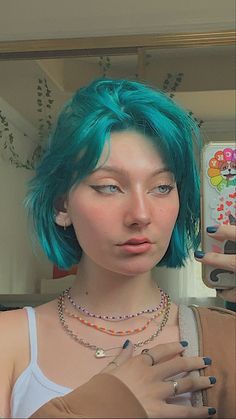 Teal Bob Hair, Aqua Hair Color Turquoise, Short Turquoise Hair, Turquoise Short Hair, Turquoise Hair Aesthetic, Teal Short Hair, Light Teal Hair, Short Teal Hair, Aqua Hair Color