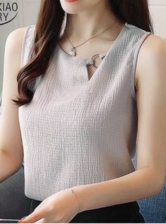 Women Work Blouse, Ladies Blouses, Fashion Feminine, Feminine Blouses, Gray Top, Women Blouse, Shirts Design, Womens Tops Summer