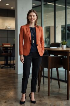 Find the perfect balance of style and comfort with modern smart casual outfits designed for the office. Featuring structured blazers, sleek pants, and chic flats, these outfits offer a contemporary look while ensuring you feel great all day long. Ideal for busy professionals. #ModernFashion #SmartCasualOutfits #OfficeAttire #StylishWorkwear #ComfortableChic #ProfessionalLook #WomenFashion #TrendyOfficeWear #EffortlessStyle #BusinessCasual Talk Show Host Outfit, Classic Professional Outfits For Women, Work Meeting Outfits, Timeless Outfits For Women, Attorney Outfits Woman, Preppy Work Outfits Women, Womens Business Attire Professional, Woman Business Casual, Modern Smart Casual