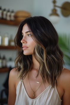 42 Subtle Balayage Black Hairstyles From Soft Highlights To Gentle Gradients Subtle Money Piece Dark Hair, Subtle Balayage Brunette, Balayage Black, Soft Highlights, Balayage Extensions, Highlights For Dark Brown Hair, Long Bobs