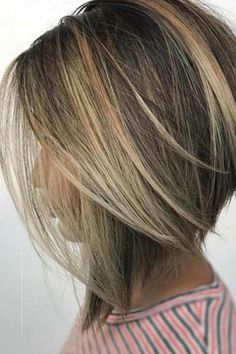 #shortlayeredbobhairstyle #ShortLayeredBobHairstyle in this video, you will find 100+ short layered bob hairstyle innovation ideas about how to choose Bob Hairstyles another amazing idea about the hairstyles 50+ Mix Stylish Bob haircuts ideas || Trending Short Bob Haircuts https://youtu.be/6TB6vW2bkxo Trendy Long Hair Style for party and weddings || long haircuts https://youtu.be/ZzgYrEsBmwk Balayage Short, Choppy Bob Hairstyles, Meg Ryan, Short Hairstyles For Thick Hair, Bob Hairstyles For Fine Hair, Julianne Hough, Long Bob Hairstyles