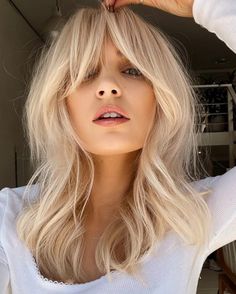 Cute Long Hair with Curtain Bangs Blonde Hair With Bangs, 2024 Goals, Hair 2024, Air Dry Hair, Fringe Hairstyles, Shag Haircut, Long Blonde