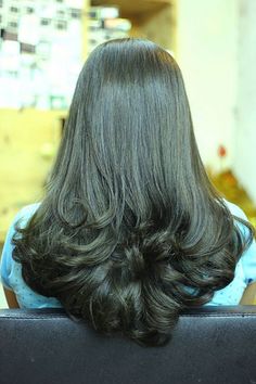 12291103_10153101549096924_8328635811994145461_o | Flickr - Photo Sharing! V Cut Hairstyle, Indian Hair Cuts, Peinados Hair Styles, Haircuts For Long Hair With Layers, Long Hair Images, Beachy Hair, Hair Color For Women